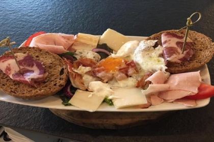 RUFUS rhythm & burger