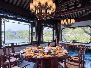 Top 5 Restaurants for Views & Experiences in Yangzhou