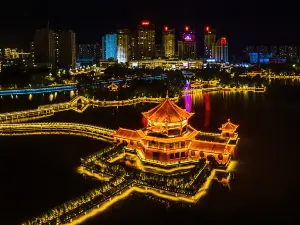Điểm vui chơi về đêm Phổ Biến Tại Mông Tự