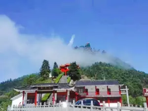 中武当日柱山風景区