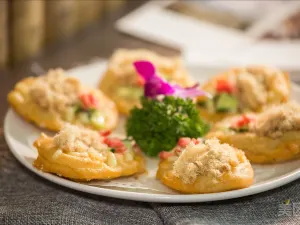 雅竹軒特色冬瓜盅火鍋店