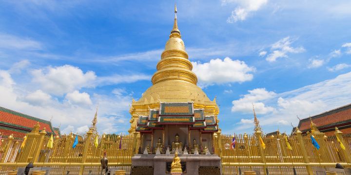 Wat Phra That Haripunchai Woramahawihan