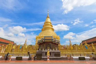 Wat Phra That Haripunchai Woramahawihan