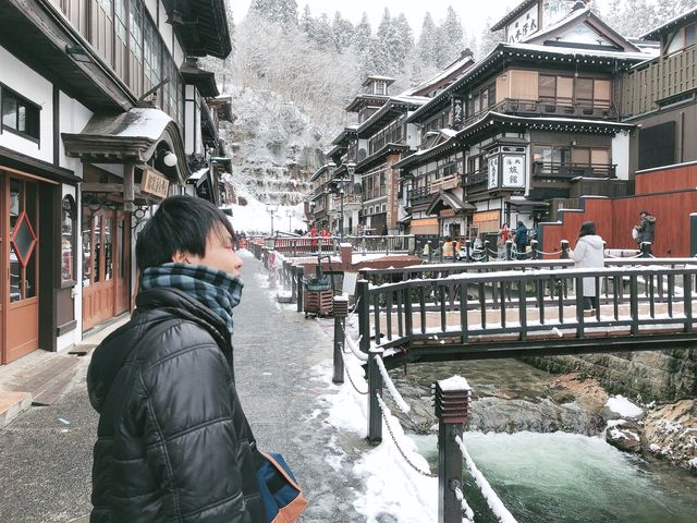 山形の大正浪漫溢れる 銀山温泉