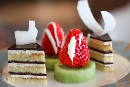 珠海来魅力假日酒店(拱北口岸高铁站店)·莱禧荟