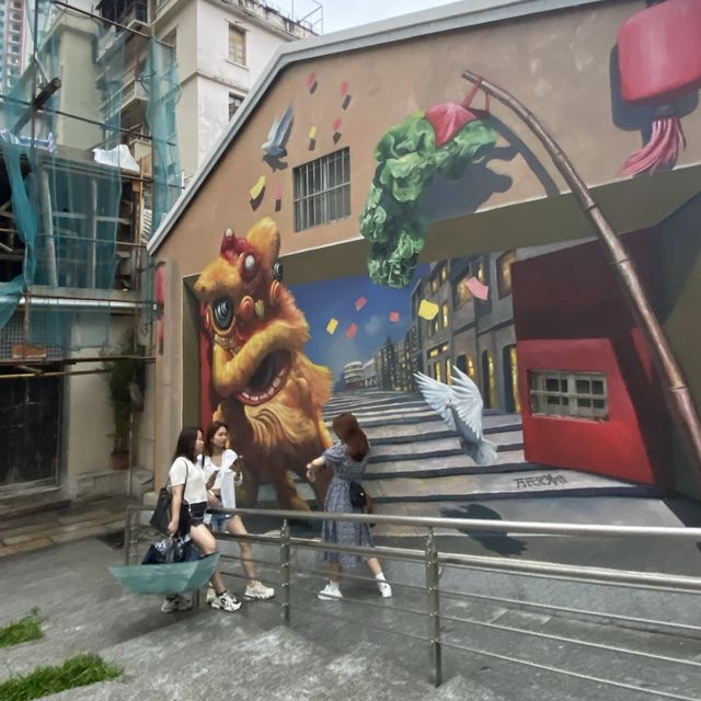 GUANGZHOU street art near Beijing Road 