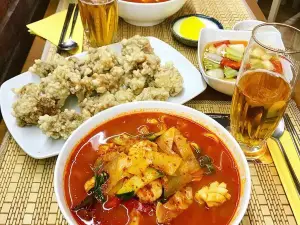 Korean Ginseng Chicken Soup & Bimbimbap