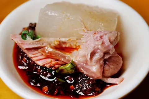 荣生萝卜汤饭店