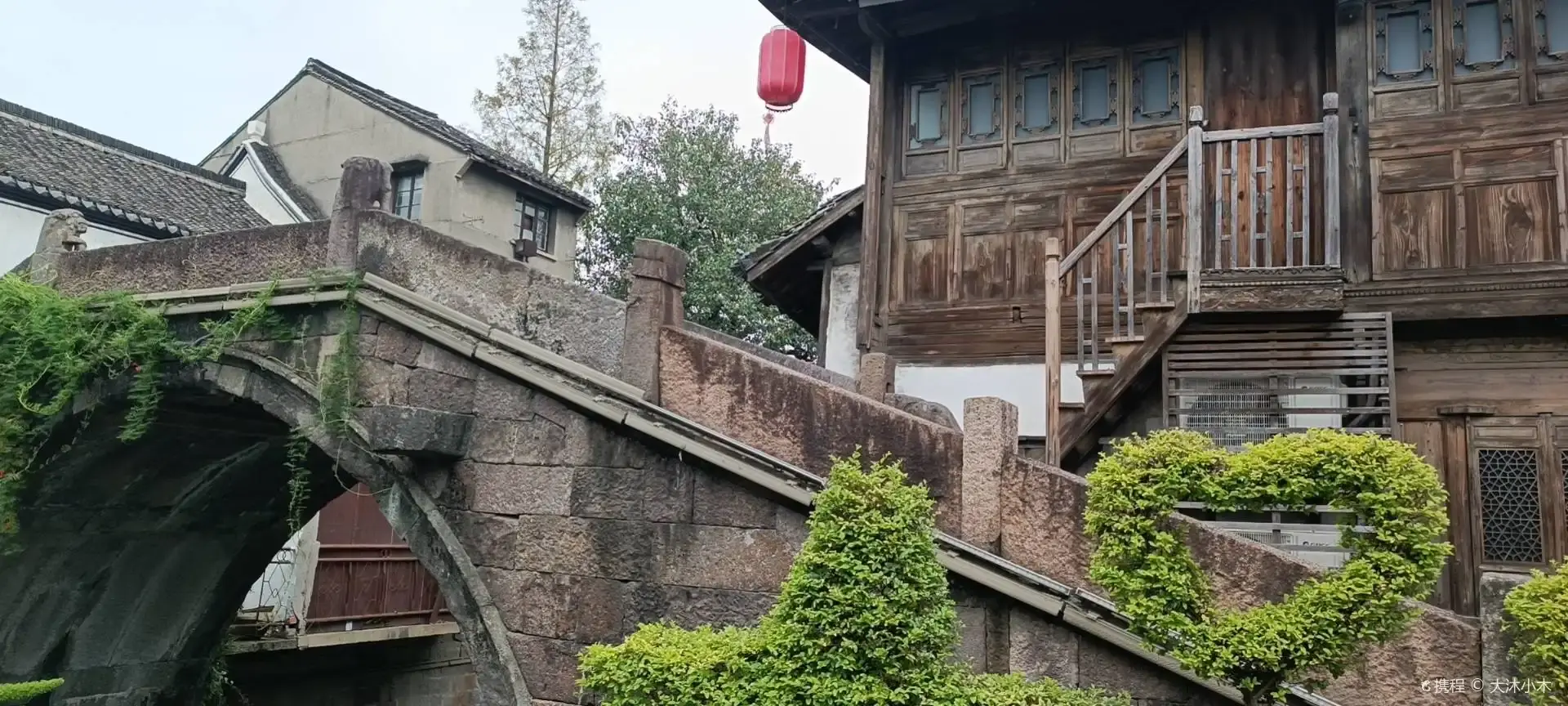 Hotels near Jiaxian Bridge