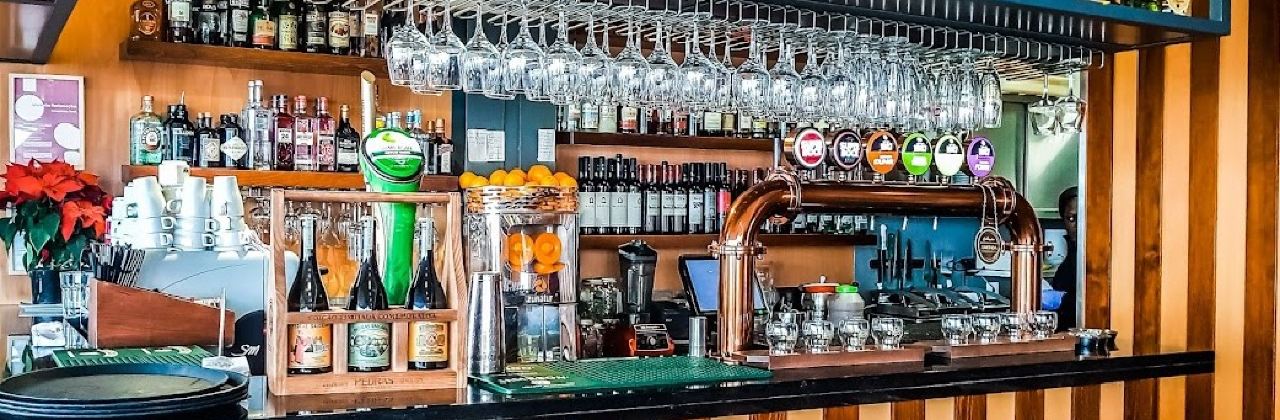 Noobai - Rooftop Bar e Restaurante