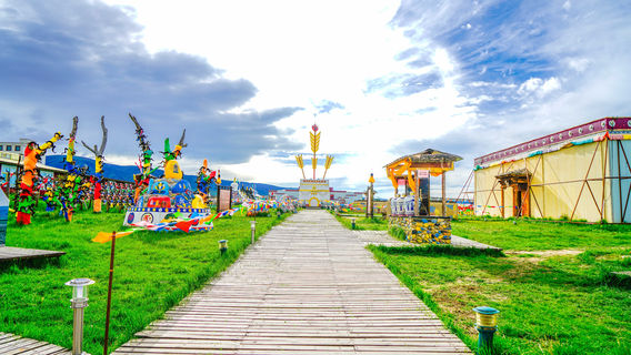 達玉民俗村景區