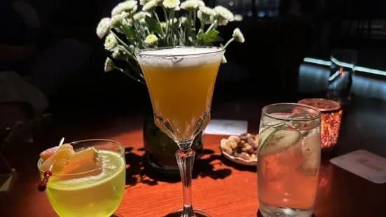 望Lounge Cocktail/Whisky Bar