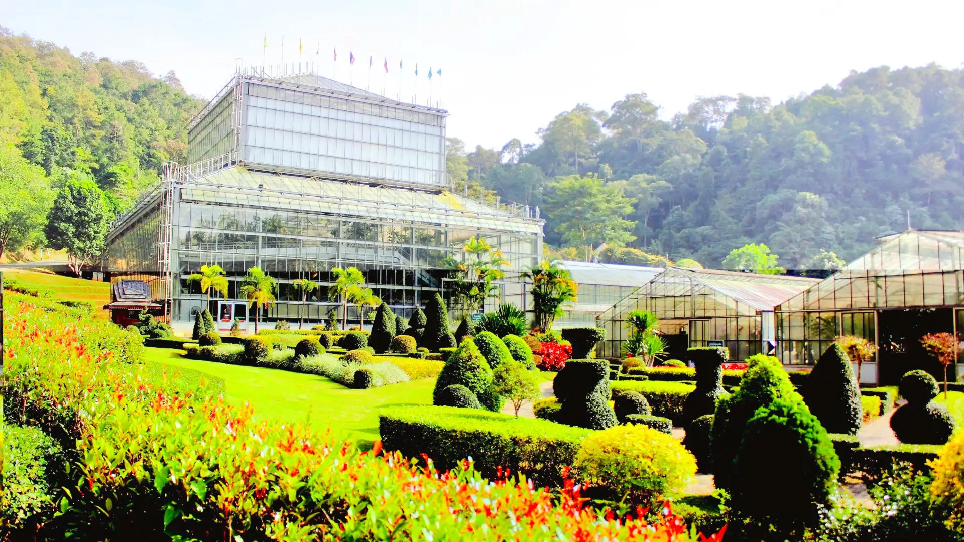 Hotel berhampiran Queen Sirikit Botanic Garden