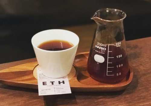 GLITCH COFFEE OSAKA
