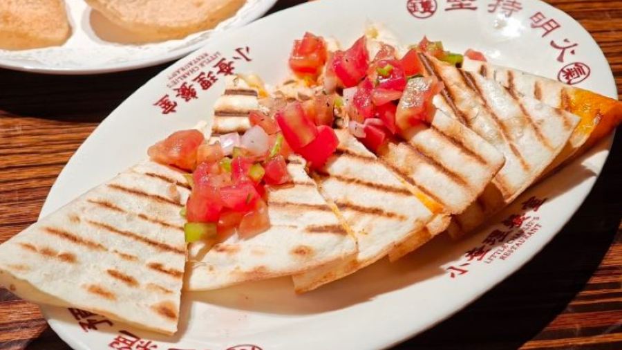 Little Charlie Restaurant