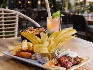 Old's Havana Cuban Bar & Cocina