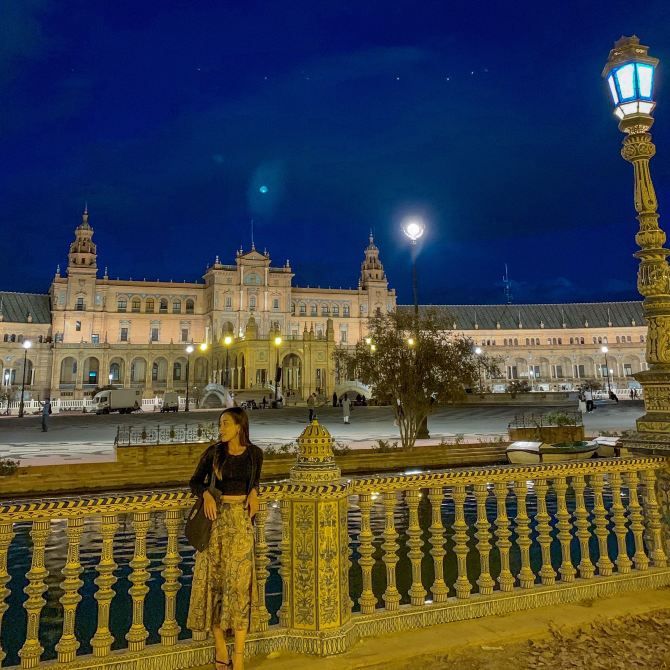 밤에도 아름다운 스페인 광장