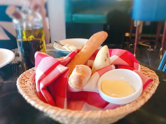 喺香港難得感受到嘅外國用餐體驗