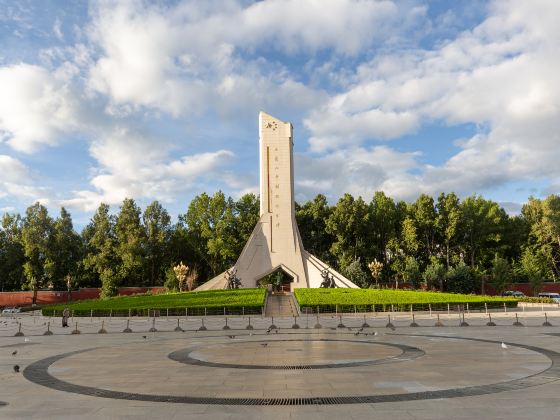 Tibet Peaceful Liberation Monument