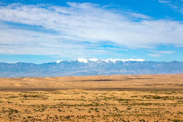 Metropark Hotels in Dunhuang