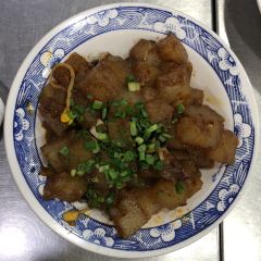 Xi an Jiasan Stuffed With Juicy Pork Baoziguan 여행 사진