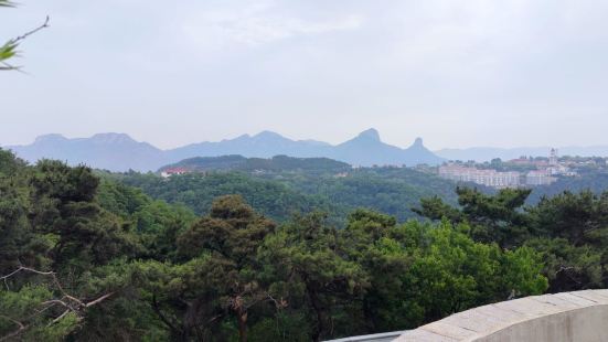 济南南部山区那边有很多山⛰️⛰️⛰️⛰️，东部与章丘接壤处有