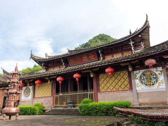Jiuzuo Temple