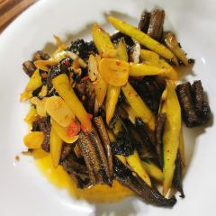 Tujia Wild Vegetable Restaurant (Jinbian Road) User Photo