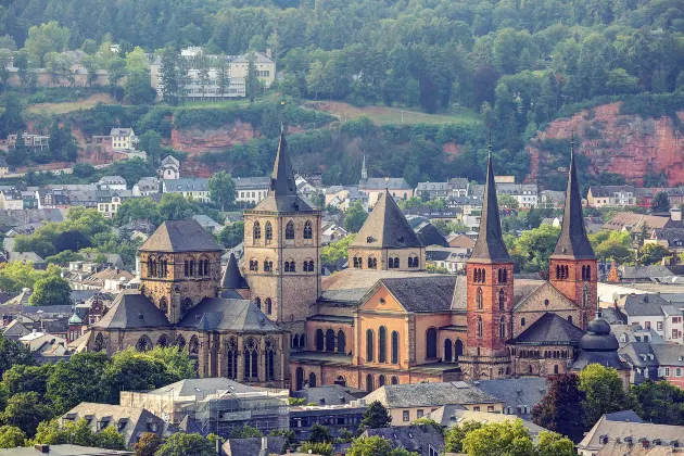 Khách Sạn lãng mạn Tại Kaiserslautern