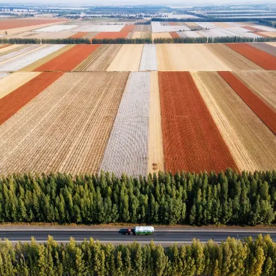 Отели рядом с достопримечательностью «»