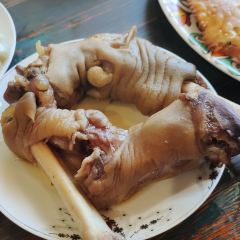 奔跑的肉饼子特色餐饮(锦福小区店) User Photo