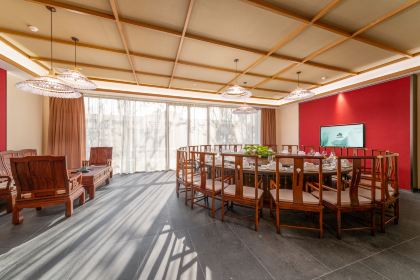 雅阁膳苑·三文鱼餐厅