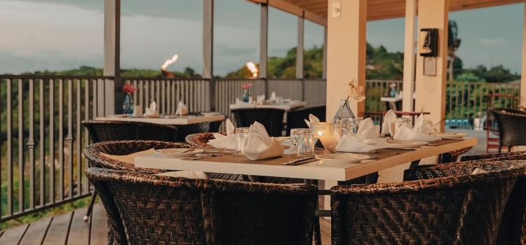 Bay House Restaurant & Bar