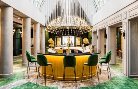 L'Alcôve - Hôtel Le Louis Versailles Château