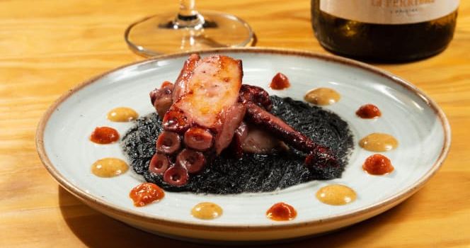 Casa Marc - Enjoy good food & wine