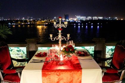 ELISA FLOATING RESTAURANT