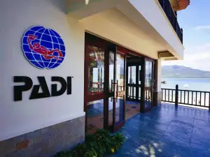 Fenjiezhou Island PADI Diving Resort