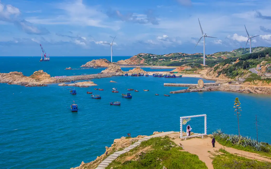 Hotels near Pingtan Island