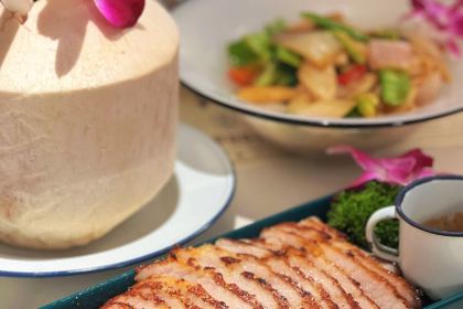 太食獸泰式茶餐厅(上海外滩店)