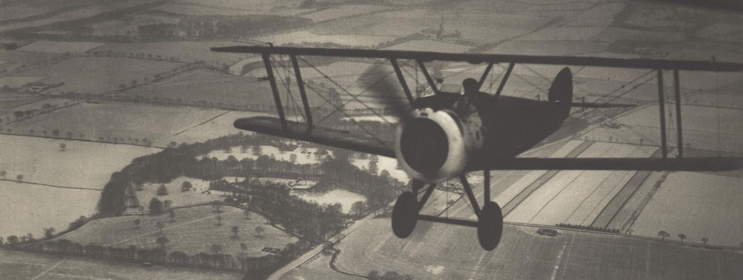 阿爾弗雷德·巴克漢姆個展《冒險攝影師》 | 蘇格蘭國立肖像美術館