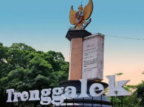 Alun-Alun Kabupaten Trenggalek