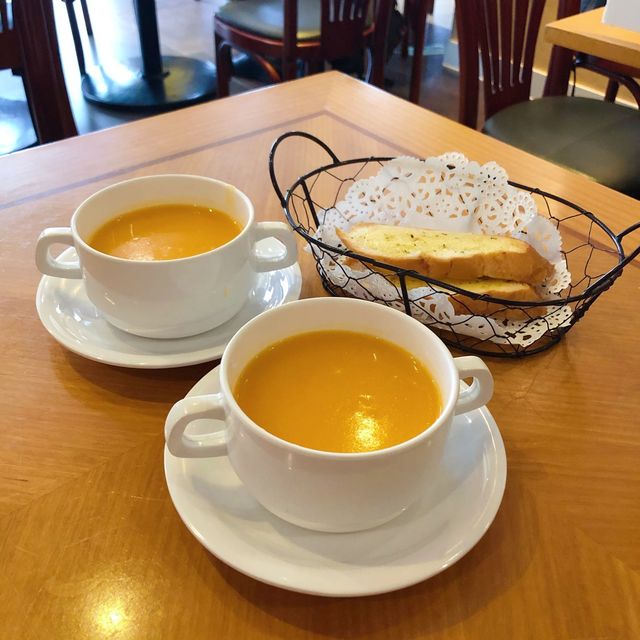 油麻地抵食西餐廳