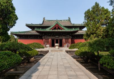 Храм Лунгсин