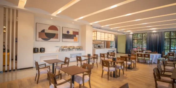 綠地康養居酒店康養小廚（咸寧高鐵站店）