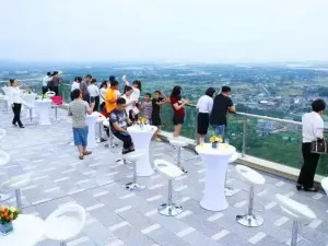 東興國門景區