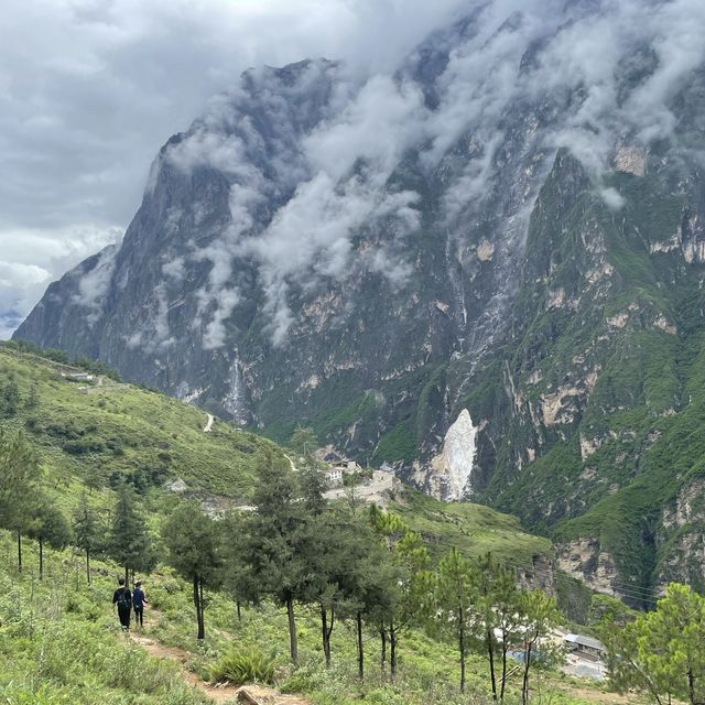 Tiger Leaping Gorge Hike 