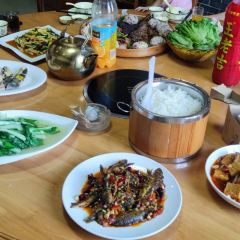 JIN LU SHENG HAI ZHEN JIU LOU User Photo