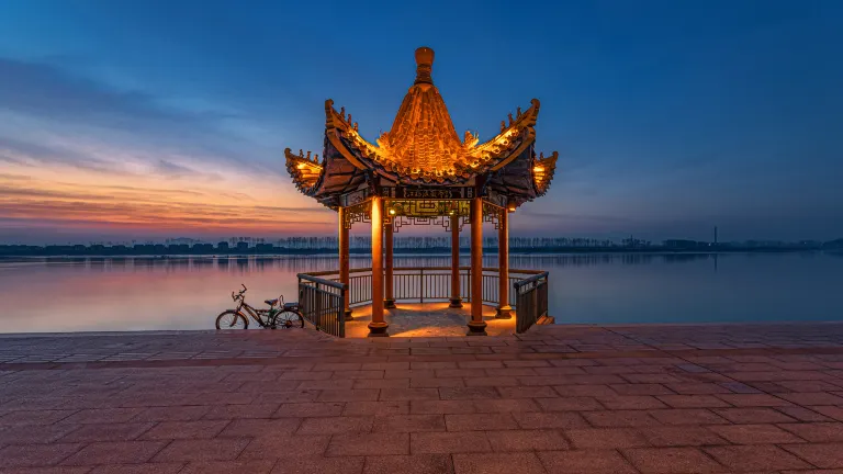 Hotels near Dandong Art Gallery