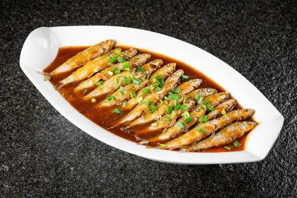 千岛湖雅谷风林度假酒店·聆云湖景餐厅