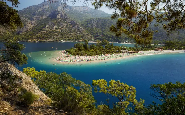 Vé máy bay Beirut Dalaman